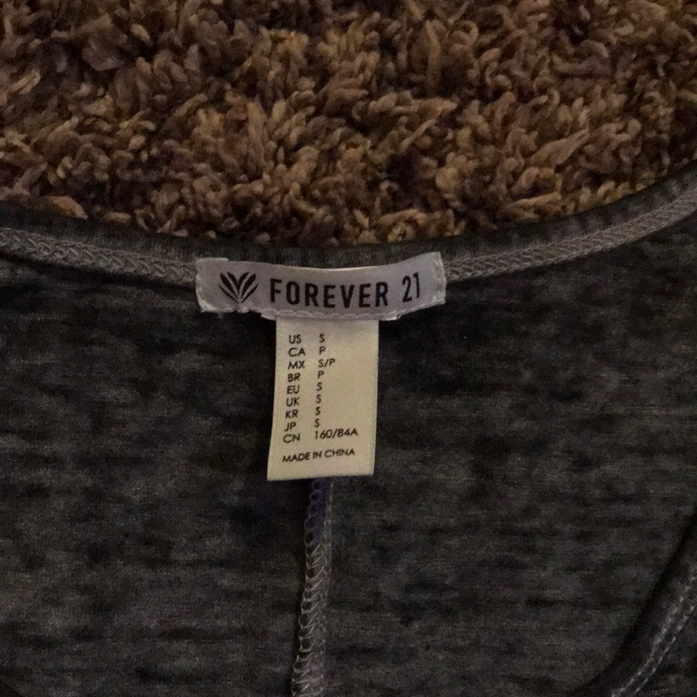 Side Split Design Tank Top - Picture 2 of 5